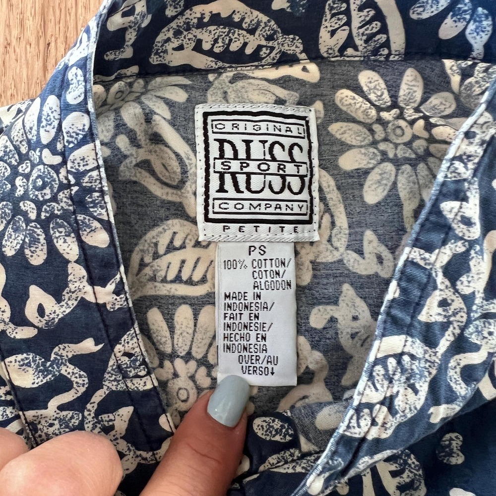 vintage 90s blue floral short sleeve‎ button down cotton shirt Petite small - Picture 11 of 12